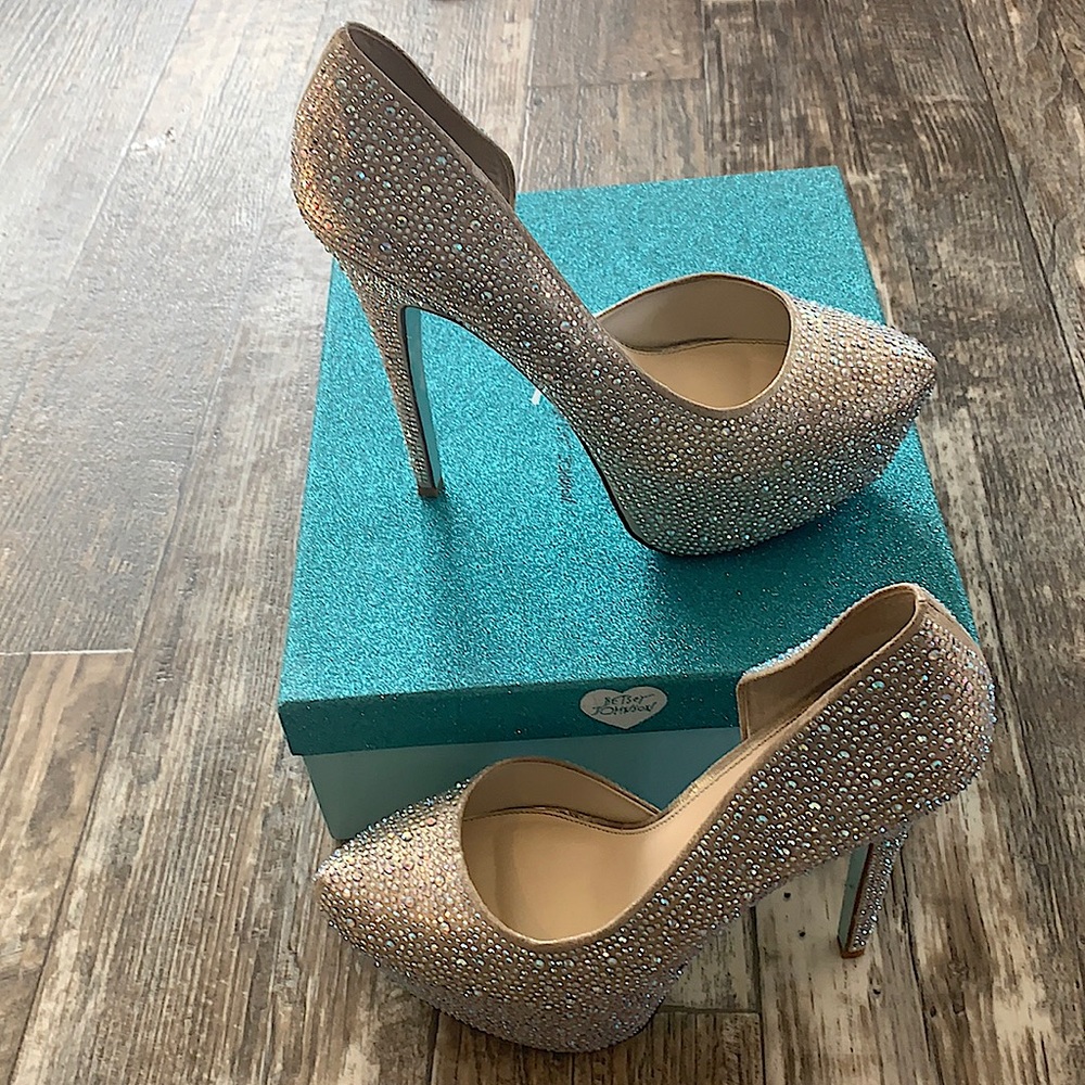 Betsey Johnson platform pumps